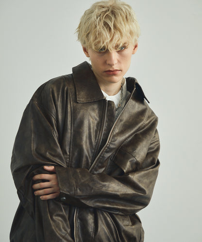 Vintage-like fake leather oversized zip-up blouson