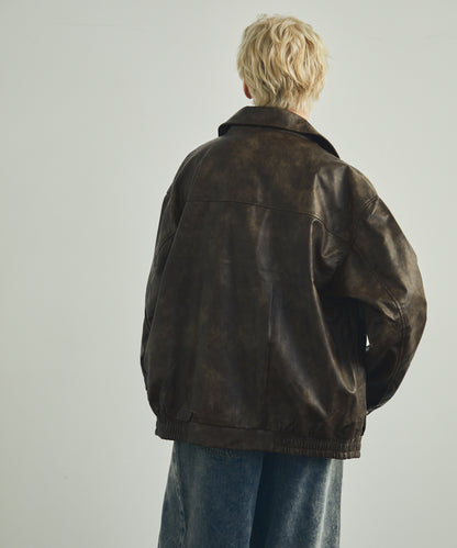 Vintage-like fake leather oversized zip-up blouson